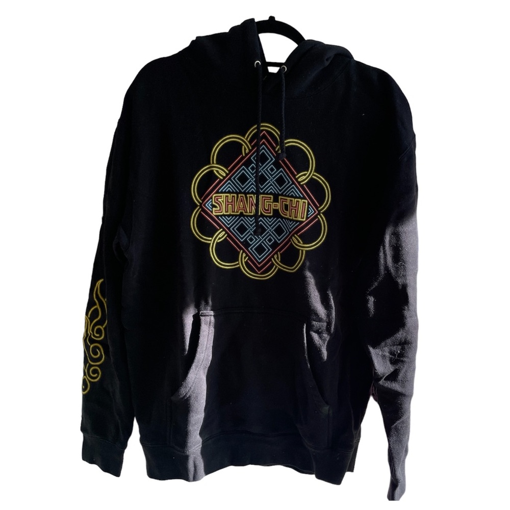 marvel shang-chi legend of the ten rings hoodie
size large